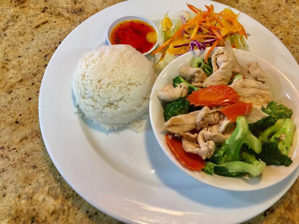 Thai Eagle Rox | 4601 York Blvd, Los Angeles, CA 90041, USA | Phone: (323) 349-0508