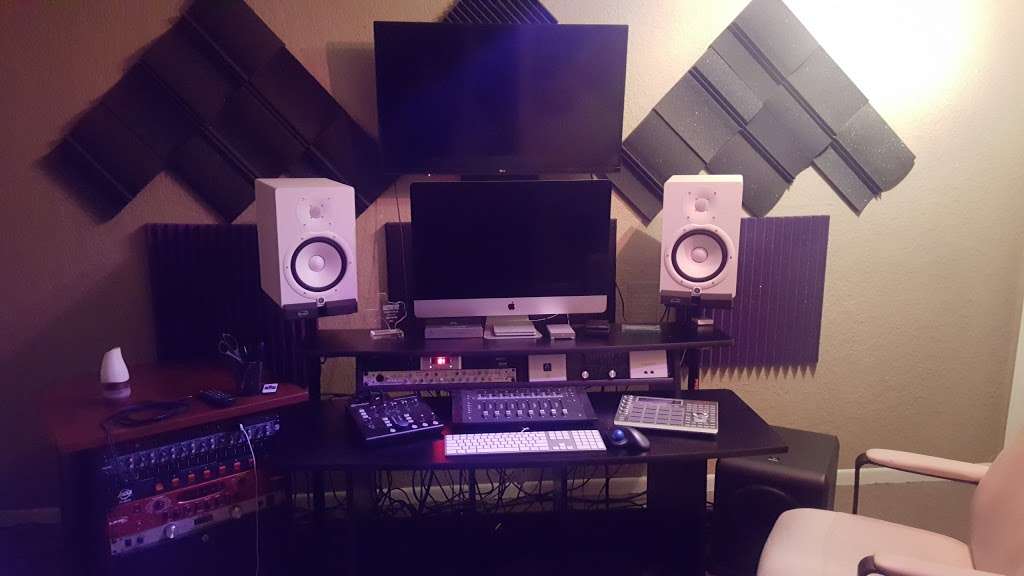 BACHBEAT ENTERTAINMENT RECORDING &VIDEOGRAPHY STUDIOS | 7107 Belgold St E & F, Houston, TX 77066, USA | Phone: (832) 454-0477