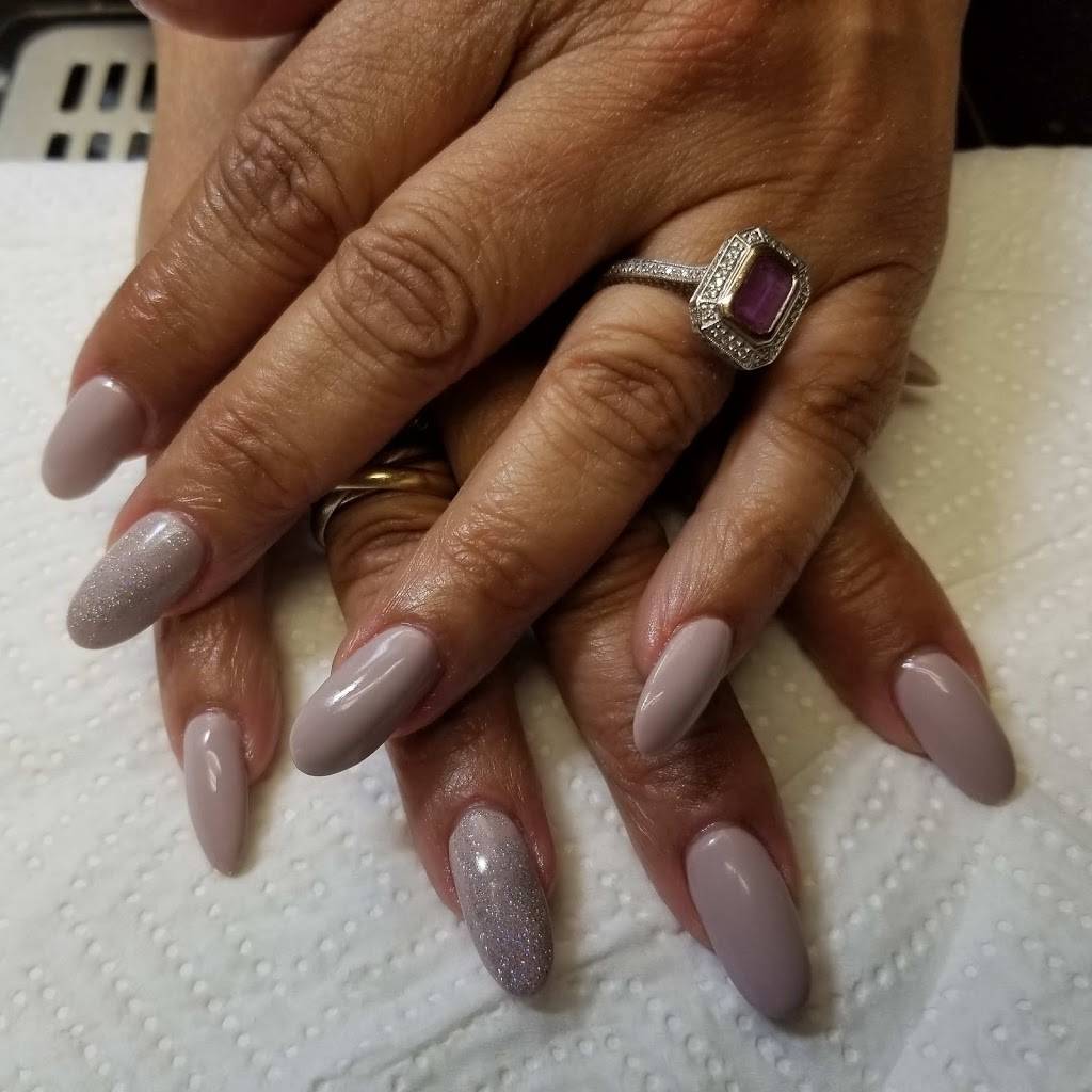 Just Nails by Marie | 23300 Greenfield Rd, Oak Park, MI 48237, USA | Phone: (313) 338-6880