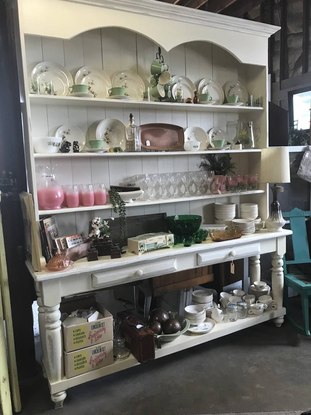 Goldies Antiques | Dupo, IL 62239, USA | Phone: (618) 910-0493