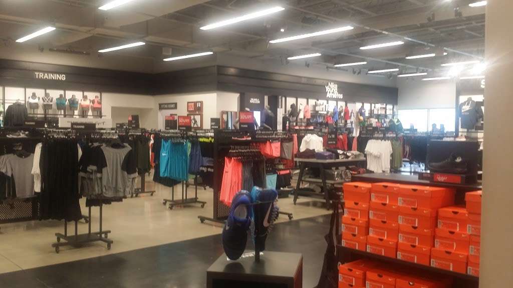 Nike Factory Store | 627 SW 145th Terrace, Pembroke Pines, FL 33027, USA | Phone: (954) 441-7556