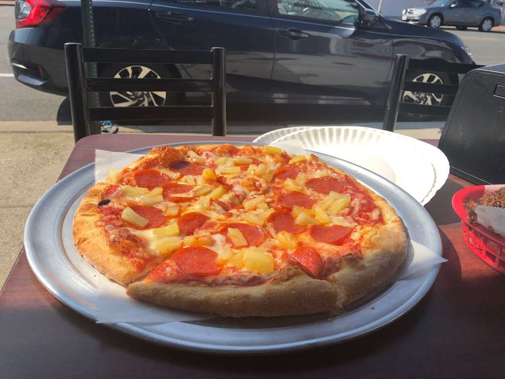 Jonuzi Chelsea Pizza | 9404 N Ventnor Ave, Margate City, NJ 08402, USA | Phone: (609) 822-1700