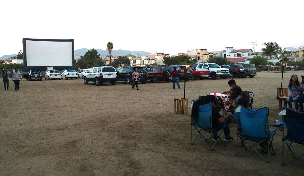 Méliès Autocinema | Parque de la Amistad, Rinconada de Otay, 22510 Tijuana, B.C., Mexico | Phone: 664 407 2426