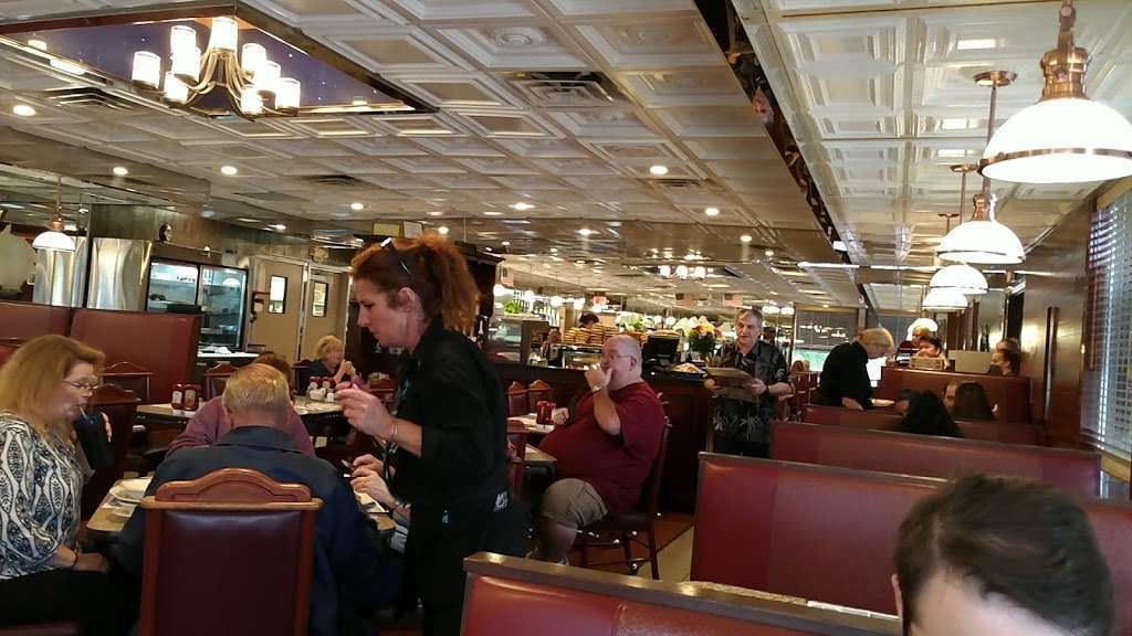 Goshen Plaza Diner | 118 Clowes Ave, Goshen, NY 10924, USA | Phone: (845) 294-7800