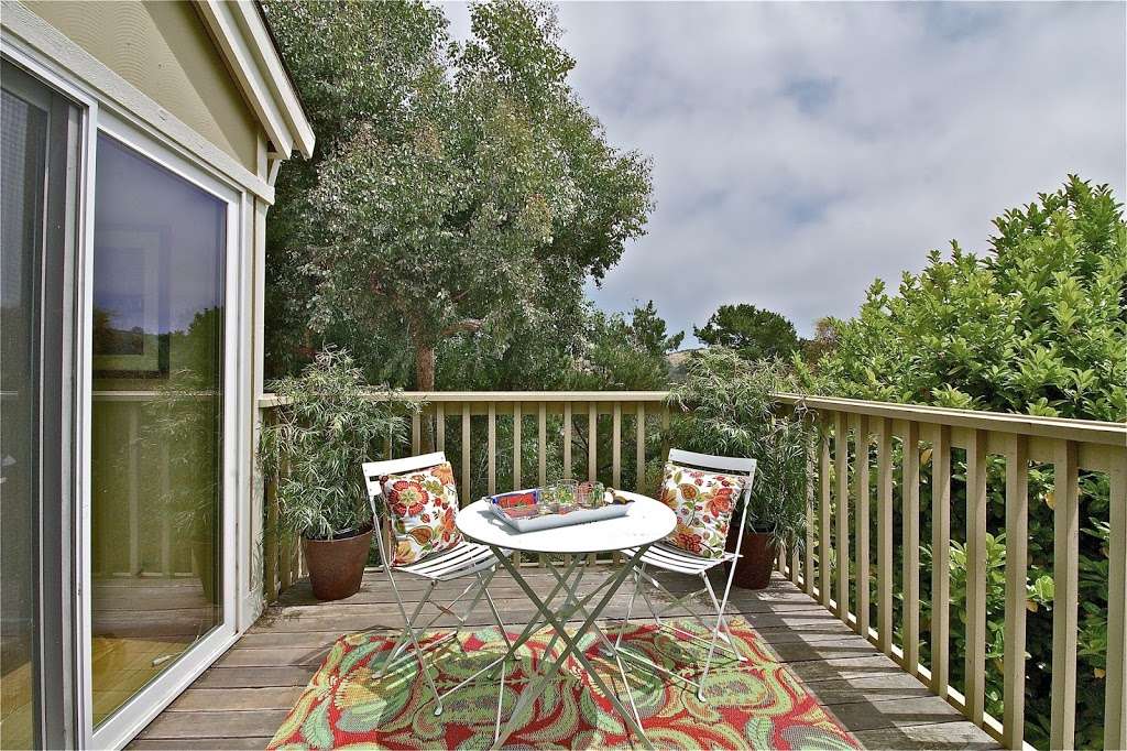 Madeline Schaider Real Estate | 217 Corte Madera Ave, Corte Madera, CA 94925 | Phone: (415) 515-9357