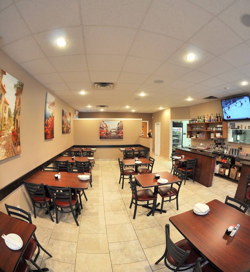 Stathis Grill | 1657 College Ave, Windsor, ON N9B 1M2, Canada | Phone: (519) 962-7760