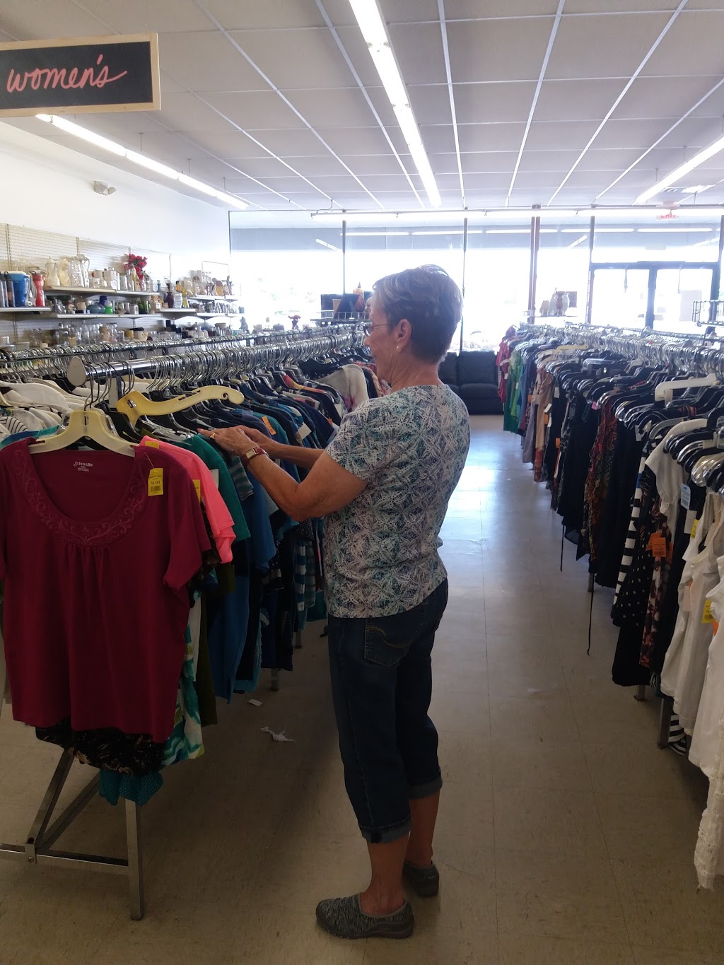 Goodwill Store & Donation Center | 3177 Eggert Rd, Tonawanda, NY 14150, USA | Phone: (716) 844-8121