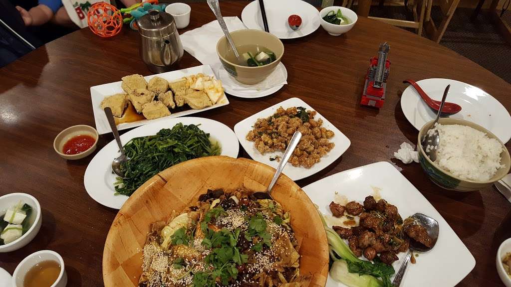 Taipei Cafe | 946 Edwards Ferry Rd NE, Leesburg, VA 20176, USA | Phone: (703) 771-8882