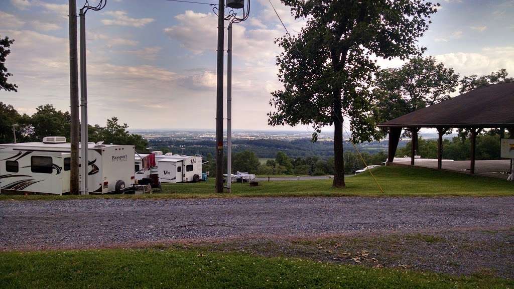 Starlite Camping Resort | 1500 Furnace Hill Rd, Stevens, PA 17578, USA | Phone: (717) 733-9655