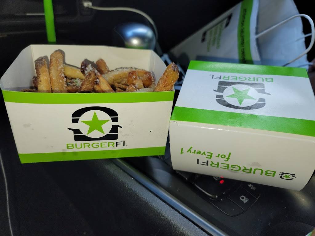 BurgerFi | 7890 SW 104th St B107, Miami, FL 33156, USA | Phone: (786) 633-4991