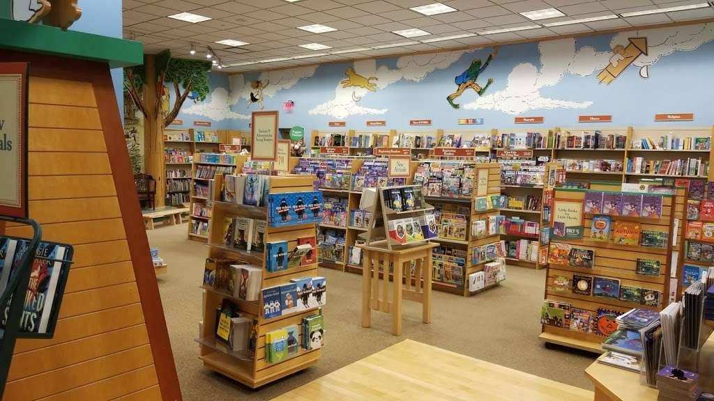 Barnes & Noble | 2621 Plainfield Rd, Joliet, IL 60435, USA | Phone: (815) 254-2253