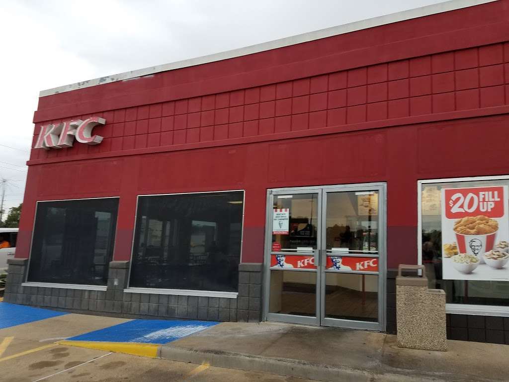 KFC | 19740 Saums Rd, Houston, TX 77084, USA | Phone: (281) 829-3280