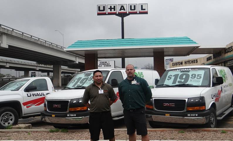 U-Haul at University Texas | 4021 N Interstate Hwy 35, Austin, TX 78722, USA | Phone: (512) 454-3543