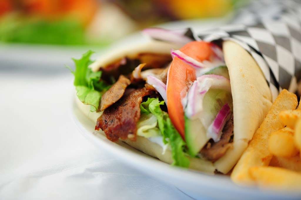 Gyro Spot | 476 S Broadway, Hicksville, NY 11801, USA | Phone: (516) 822-0207