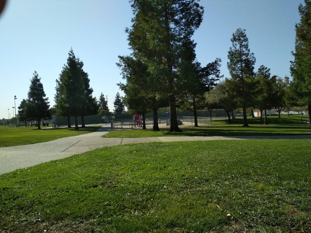 Peter Gill Memorial Park | Santa Rita Dr & Paseo Refugio, Milpitas, CA 95035, USA | Phone: (408) 586-3210