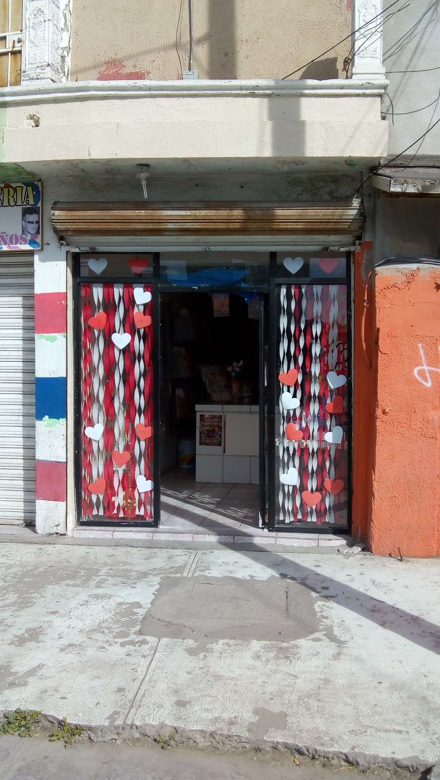 Papeleria y envoltura de regalos Cecy | Calle Literatos Fraccionamiento Reforma 18 a, Reforma, Tijuana, B.C., Mexico | Phone: 664 558 5000