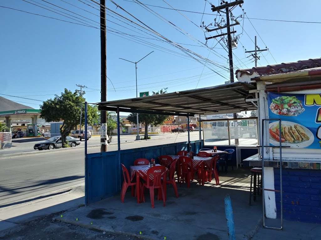 Mariscos La Manta Rey | Boulevard Gustavo Diaz Ordaz 2228, Jardines de La Mesa, 22127 Tijuana, B.C., Mexico | Phone: 664 603 5611