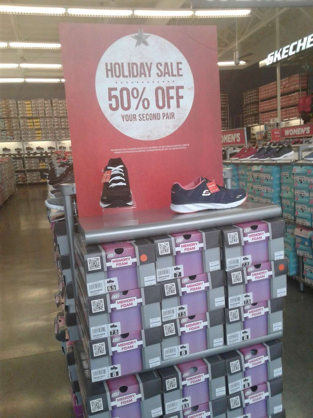 SKECHERS Factory Outlet | 4765 Firestone Blvd #5, South Gate, CA 90280, USA | Phone: (323) 566-2576