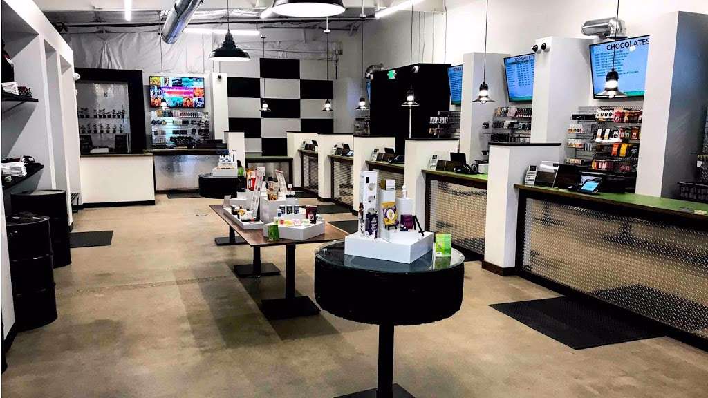 Medicine Man Longmont Recreational Marijuana Dispensary | 500 E Rogers Rd, Longmont, CO 80501 | Phone: (720) 204-7500