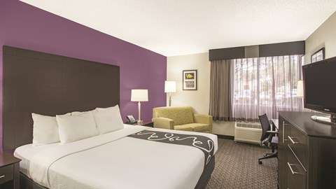 La Quinta Inn & Suites Fort Lauderdale Tamarac | 5070 FL-7, Fort Lauderdale, FL 33319 | Phone: (954) 484-6909