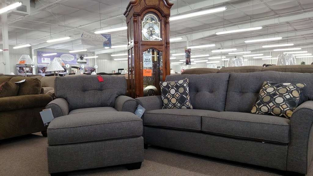 Fowler's Fine Furniture 912 Walton Way, Richmond, MO 64085, USA