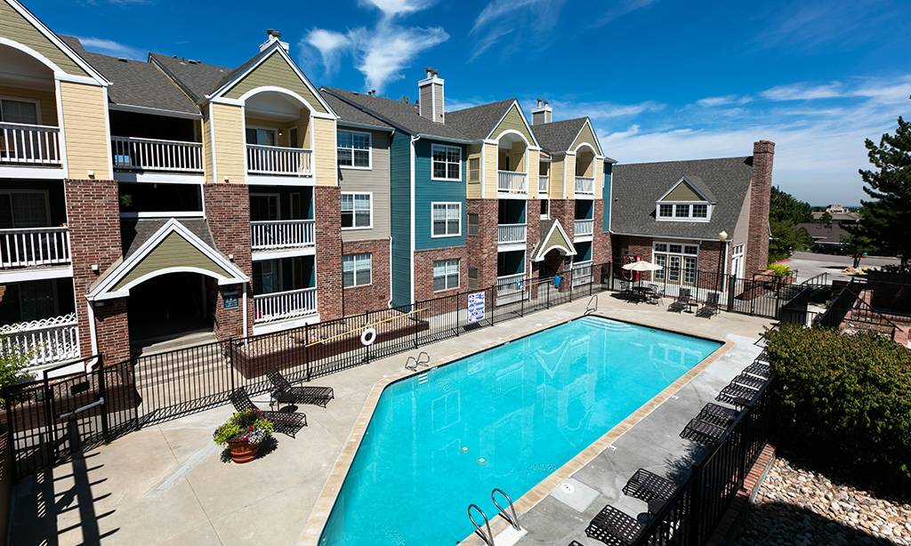 Parliament Apartments | 4363 S Quebec St, Denver, CO 80237 | Phone: (855) 327-8886