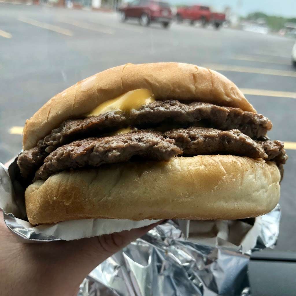 Big Burger | 4700 NE Vivion Rd, Kansas City, MO 64119, USA | Phone: (816) 452-2119
