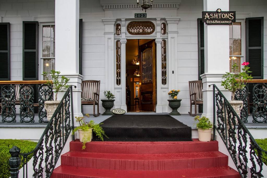 Ashtons Bed and Breakfast | 2023 Esplanade Ave, New Orleans, LA 70116 | Phone: (504) 942-7048