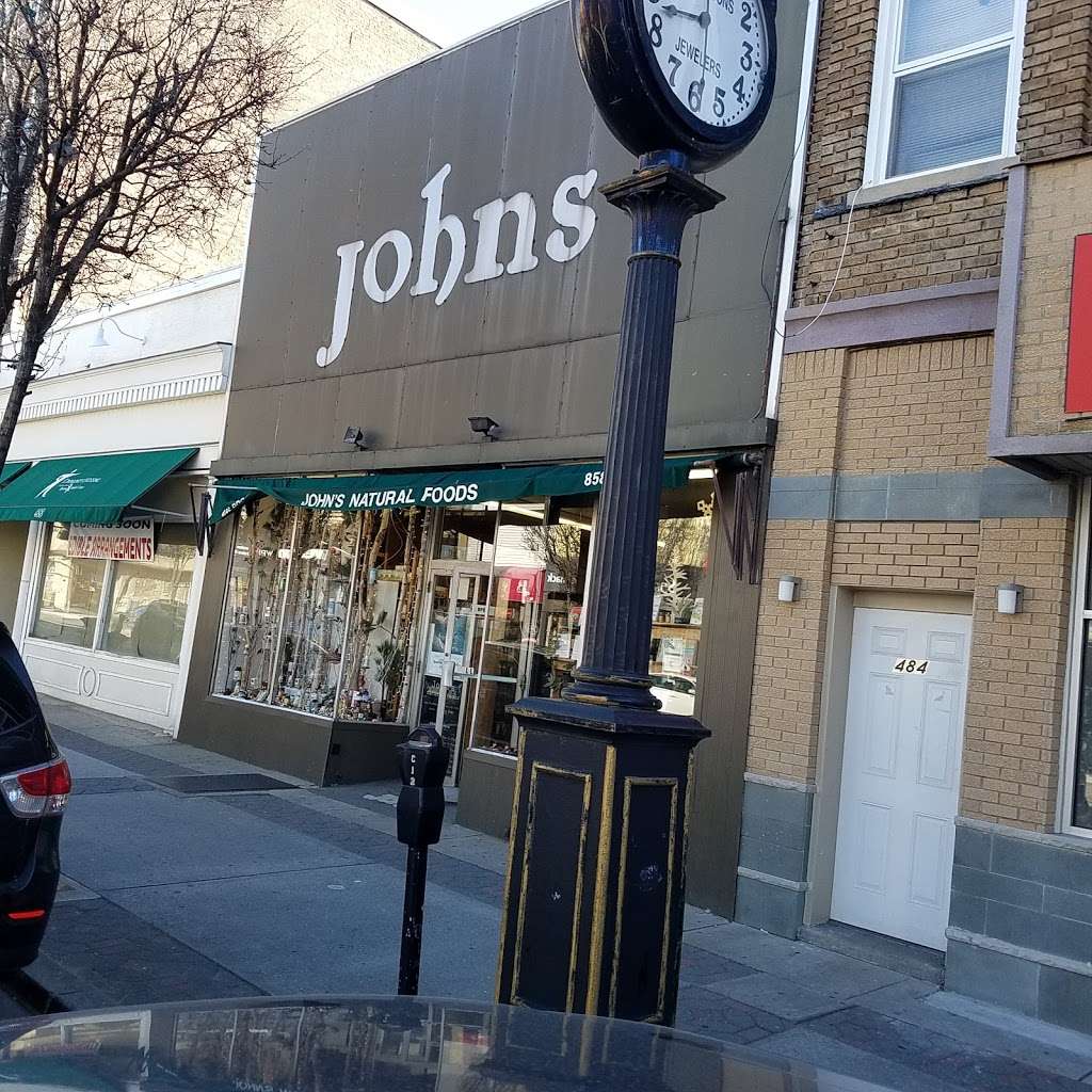 Johns Natural Foods | 486 Broadway, Bayonne, NJ 07002, USA | Phone: (201) 858-0088