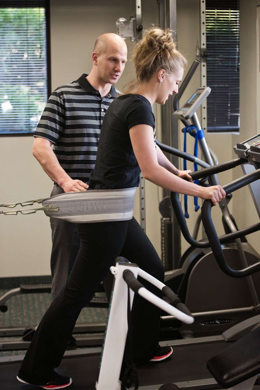 Arizona Physical Therapy Specialists | 6245 N 24th Pkwy #105, Phoenix, AZ 85016, USA | Phone: (602) 997-7844