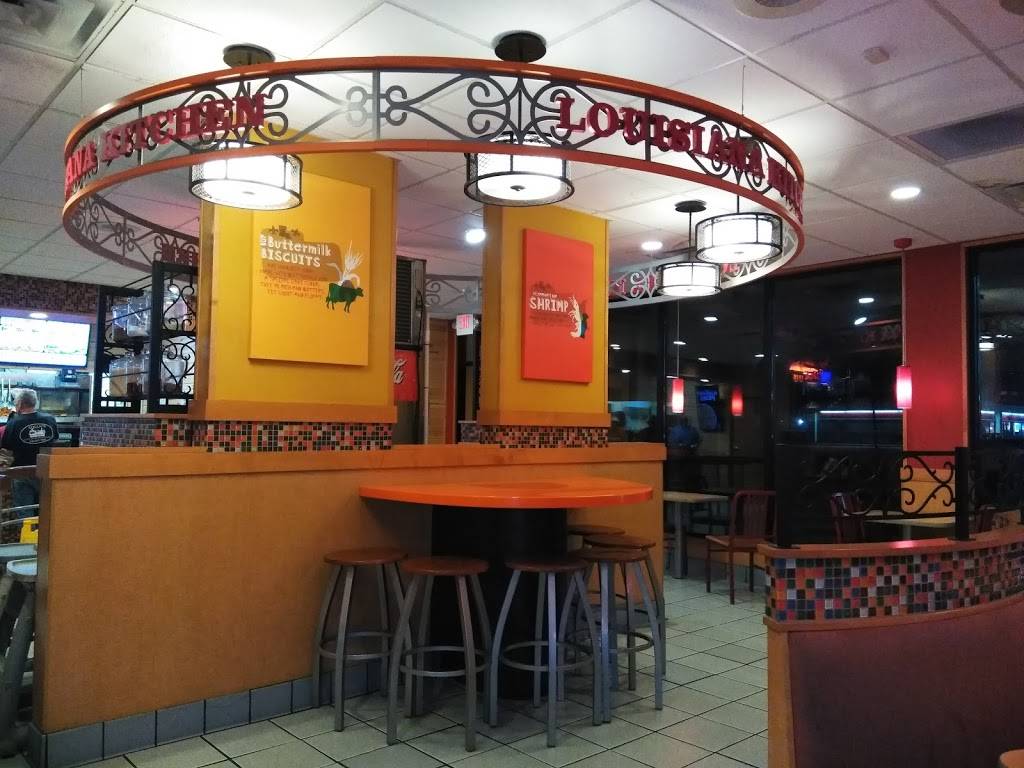 Popeyes Louisiana Kitchen | 290 N Lobdell Hwy, Port Allen, LA 70767, USA | Phone: (225) 346-1884