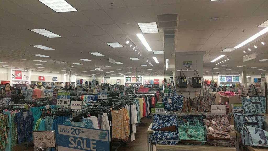 Bealls Florida | 727 E 3rd Ave, New Smyrna Beach, FL 32169, USA | Phone: (386) 427-1358