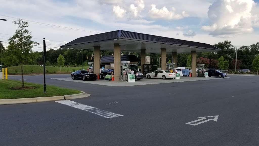 Harris Teeter Fuel | Town Center Drive, 4811 Berewick Commons Pkwy, Charlotte, NC 28278, USA | Phone: (704) 587-4518