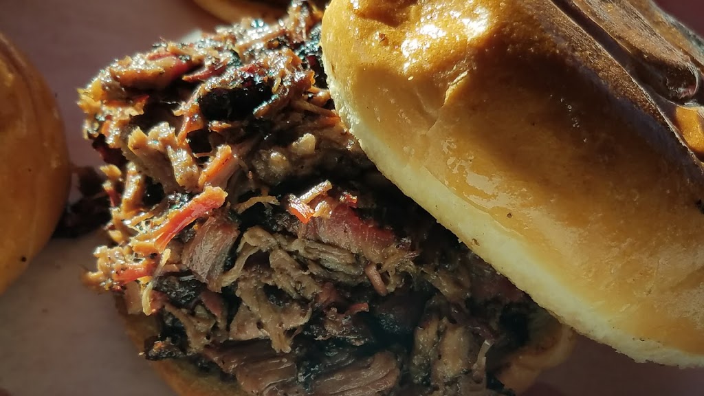 Bakers Brisket Company | 7500 Lohman Ford Rd, Lago Vista, TX 78645, USA | Phone: (512) 217-6098
