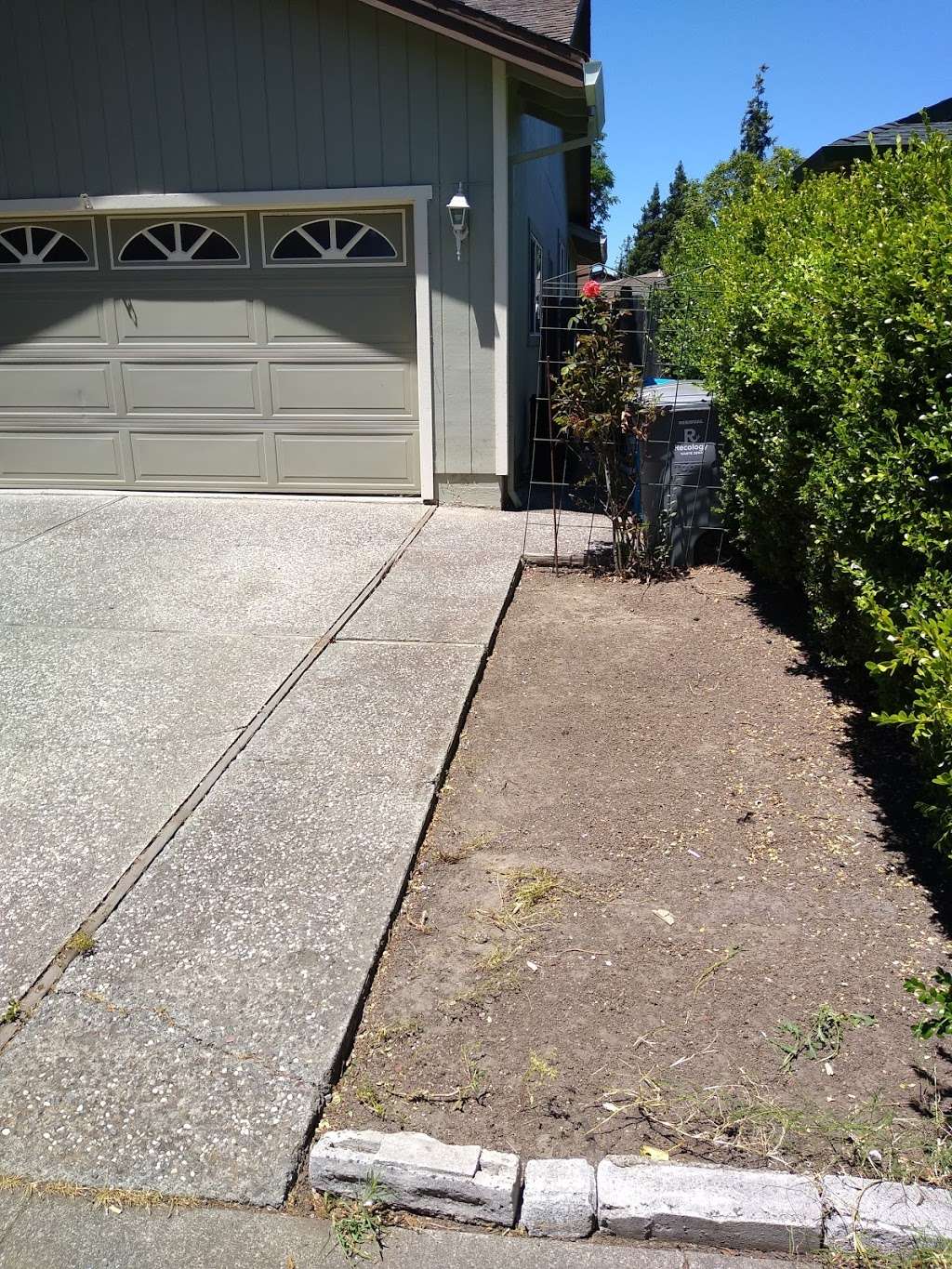 JUNKMAN HAULING and Property Cleanup | 1019 Petaluma Hill Rd, Santa Rosa, CA 95404 | Phone: (707) 537-1899