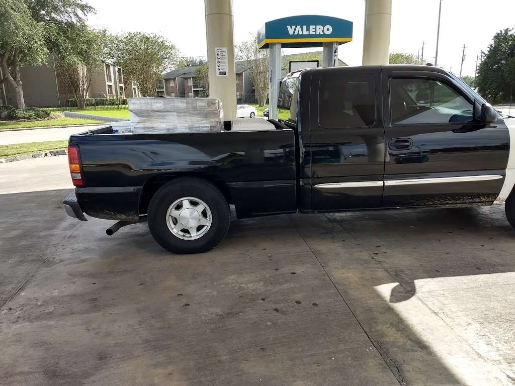 VALERO | 11660 Fuqua St, Houston, TX 77034, USA | Phone: (281) 481-3435