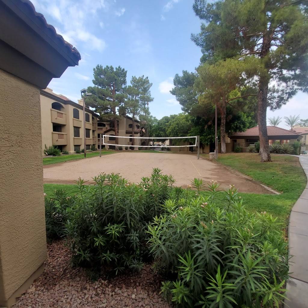 San Tropez Apartment Homes | 2700 N Hayden Rd, Scottsdale, AZ 85257, USA | Phone: (602) 313-8216