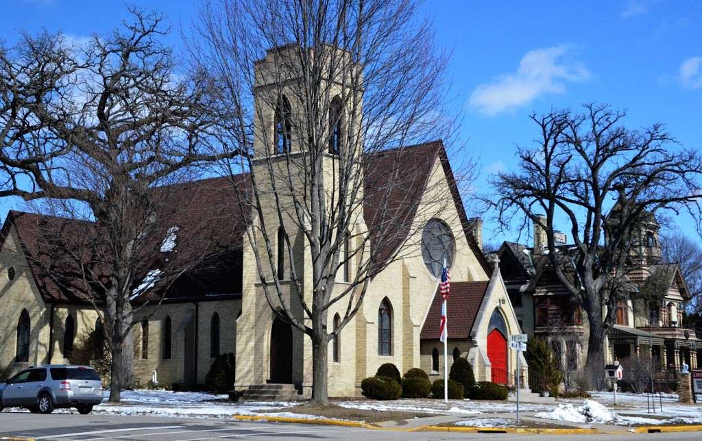 Christ Episcopal Church | 503 E Walworth Ave, Delavan, WI 53115, USA | Phone: (262) 728-5292