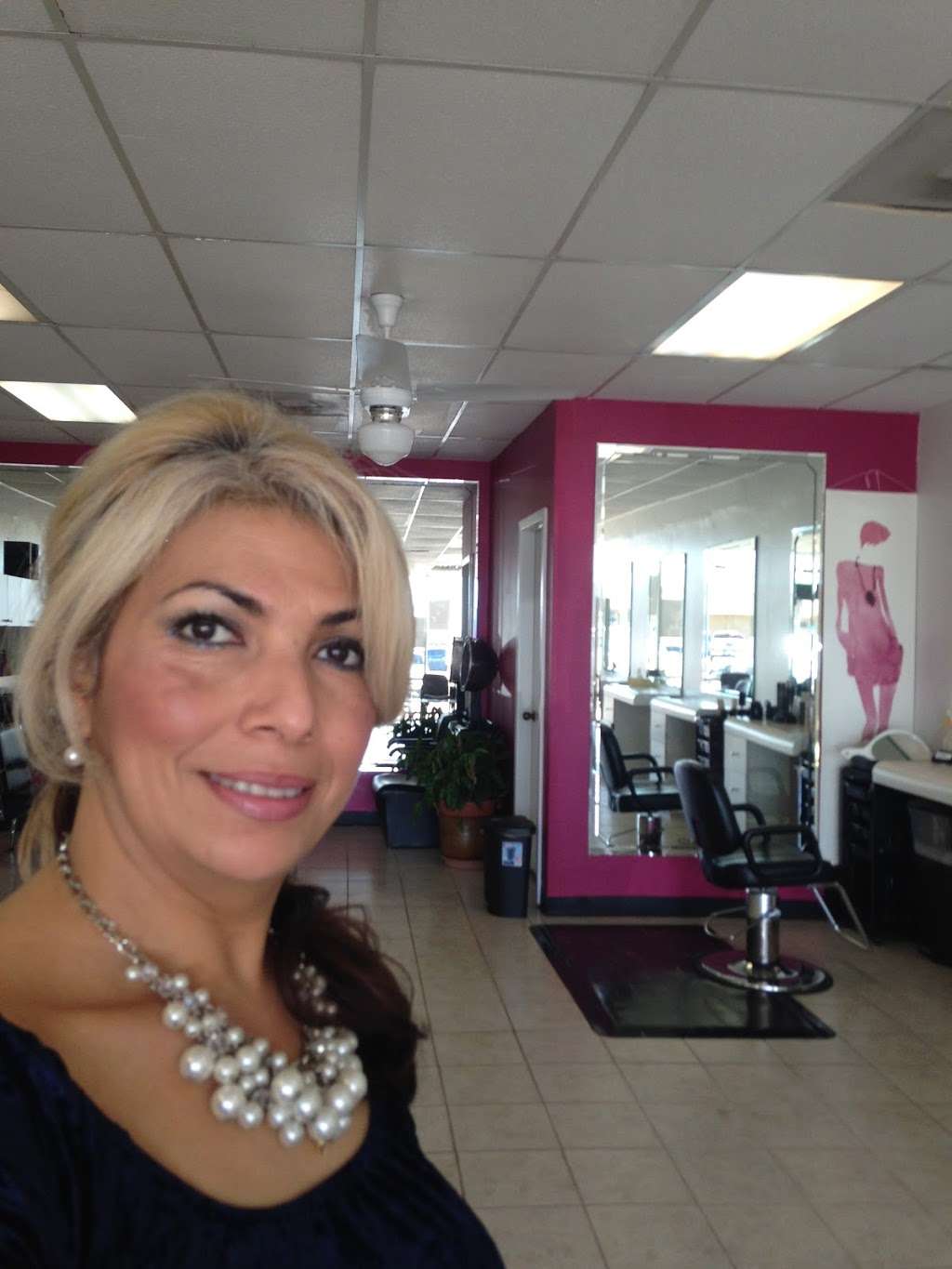 Ale’s Hair Salon | 13802 Fleur De Lis Blvd # E, Cypress, TX 77429, USA | Phone: (832) 706-3508