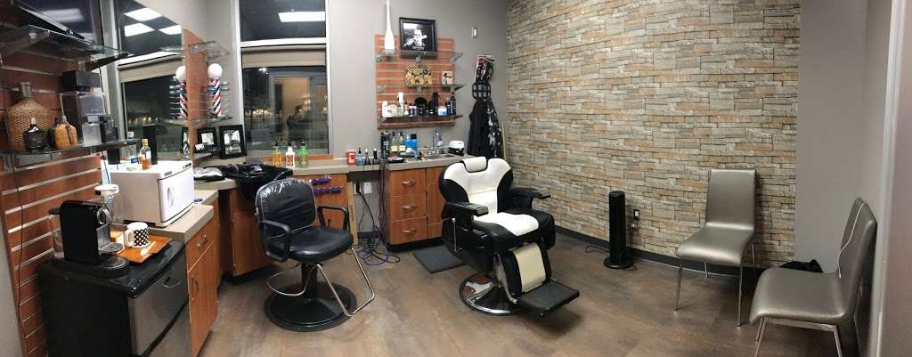 Fade Theory Barber Lounge | Studio 1, 17947 Interstate 45 N #226, Shenandoah, TX 77385, USA | Phone: (832) 919-7080