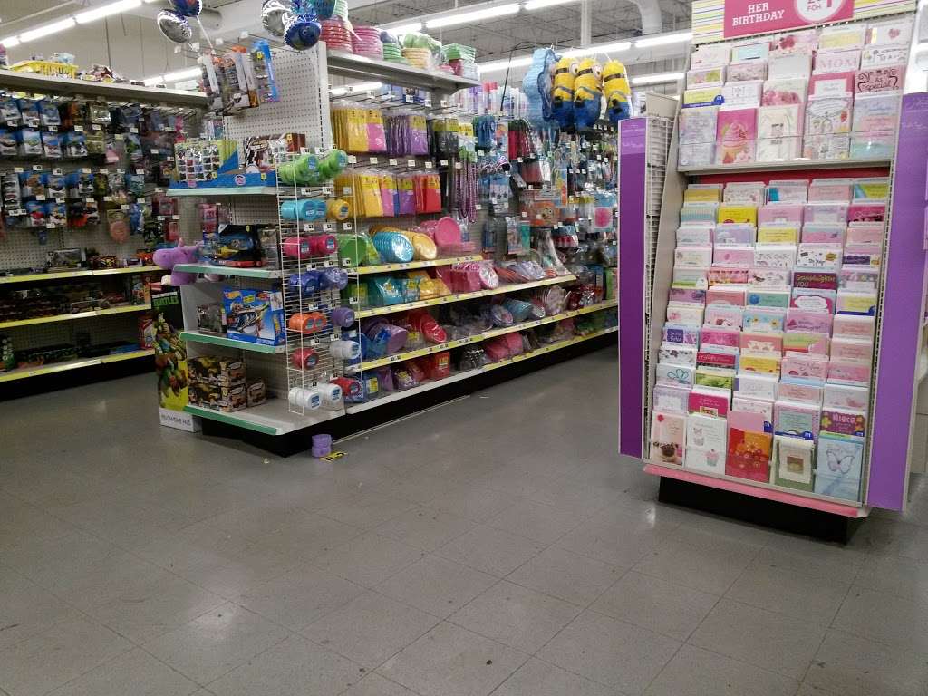 Dollar General | 4130 S Howell Ave, Milwaukee, WI 53207, USA | Phone: (414) 914-5540