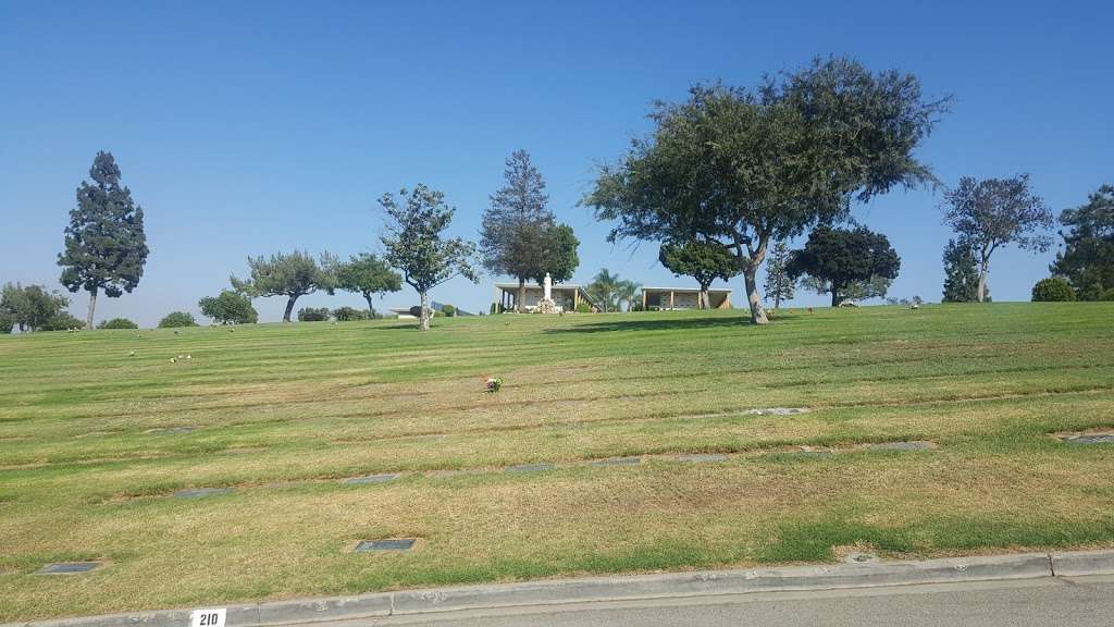 Resurrection Cemetery | 966 Potrero Grande Dr, Rosemead, CA 91770, USA | Phone: (323) 887-2024