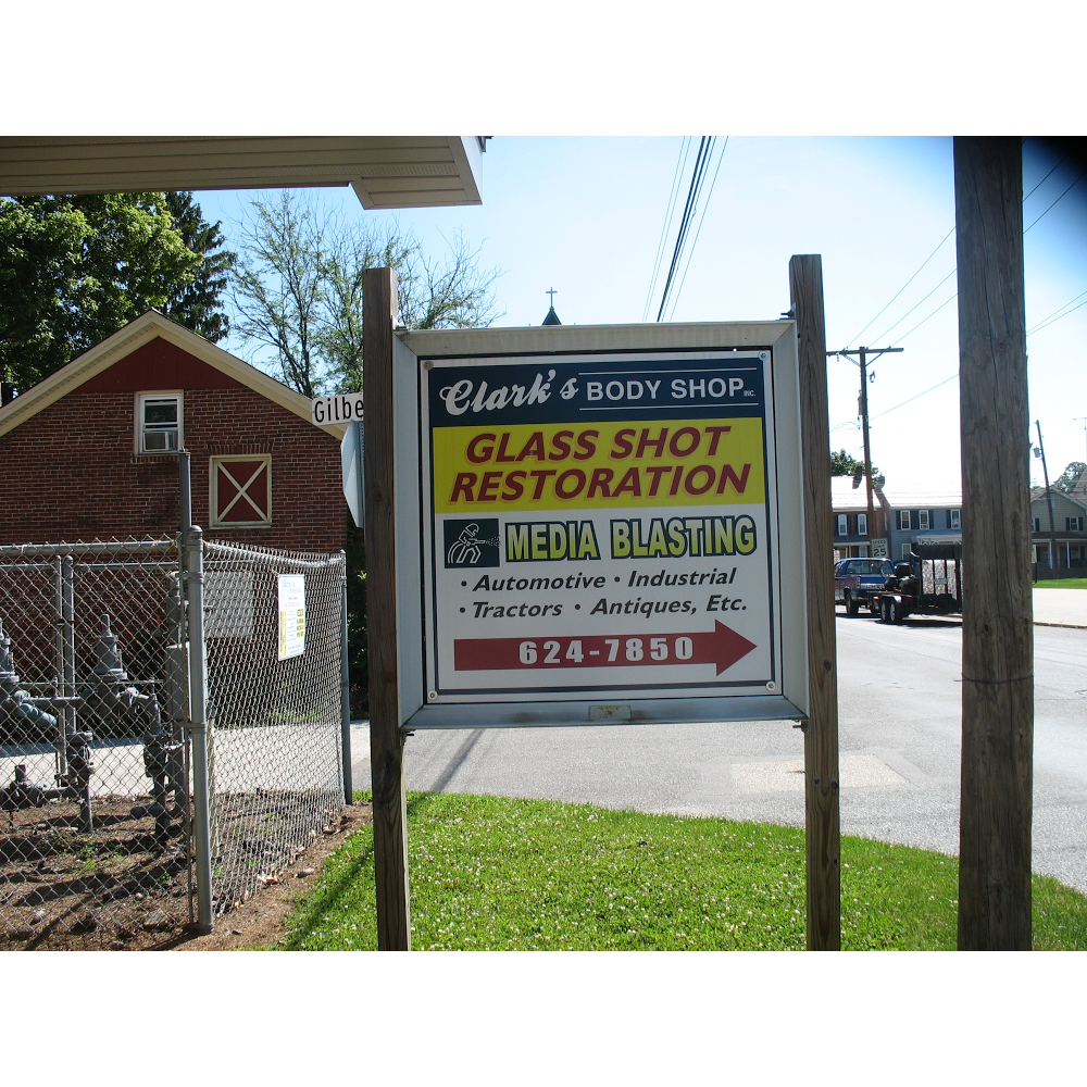 Clarks Body Shop Inc | 9 Gilbert St, New Oxford, PA 17350, USA | Phone: (717) 624-2436