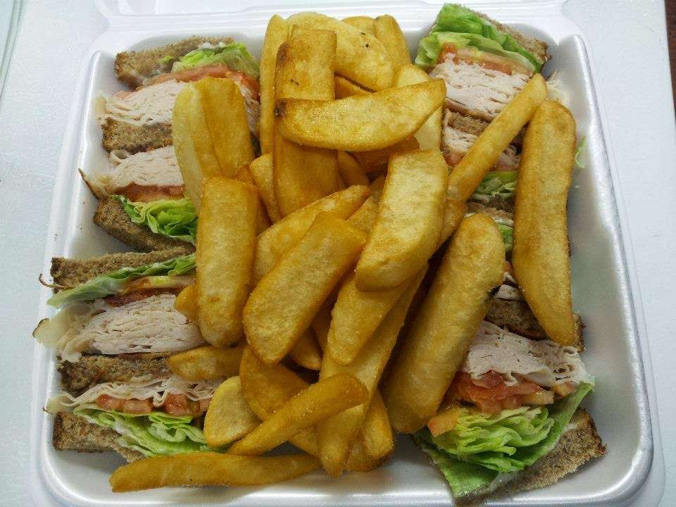 Little Hut Sandwich Shop | 650 E Chester Pike, Ridley Park, PA 19078, USA | Phone: (610) 532-9679