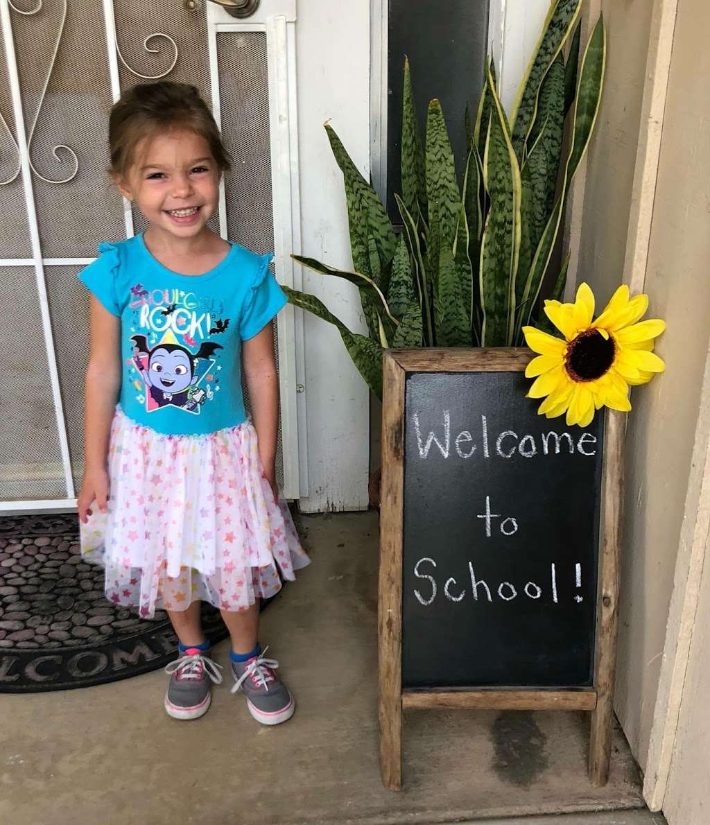 Little Farm Preschool | 3336 Driftwood Ln, Lake Elsinore, CA 92530, USA | Phone: (310) 266-6593