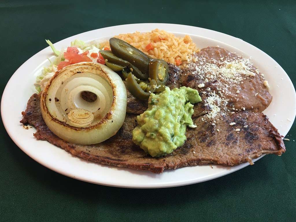 Pepes Tacos | 190 W Sierra Madre Ave, Azusa, CA 91702 | Phone: (626) 334-1818