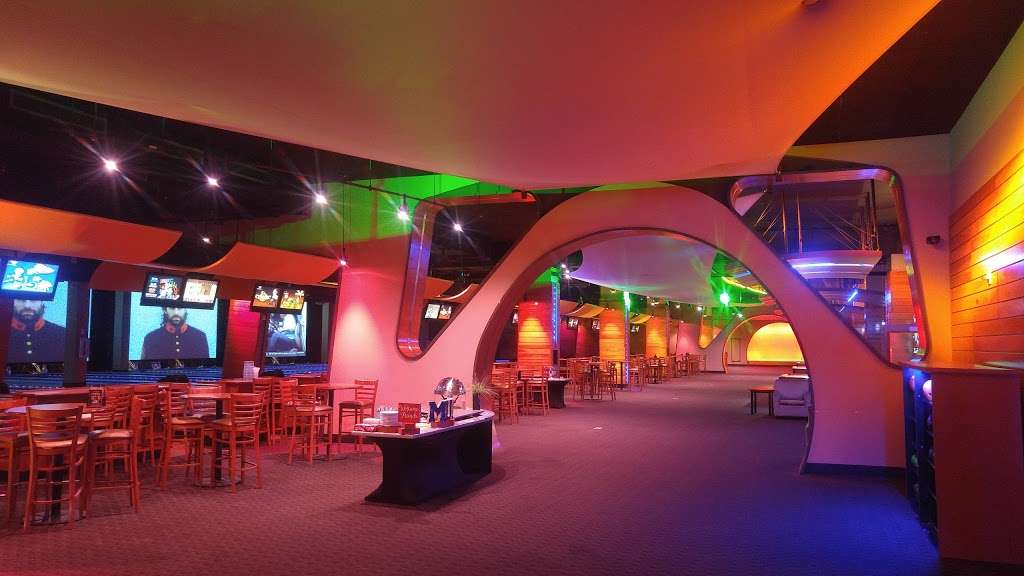 Bowlmor Anaheim | 400 Disney Way, Anaheim, CA 92802, USA | Phone: (714) 783-2810