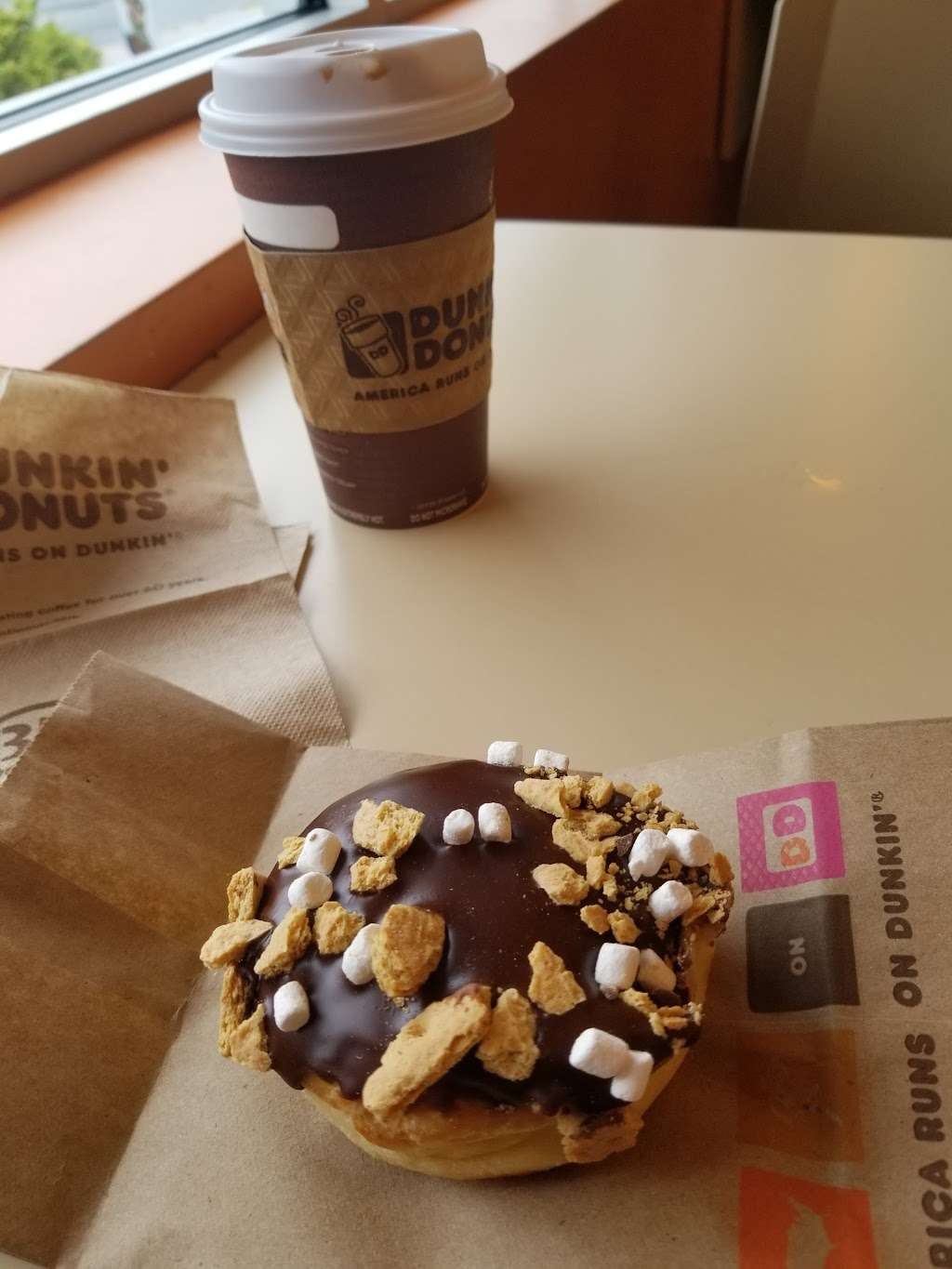 Dunkin Donuts | 579 Peninsula Blvd, Hempstead, NY 11550, USA | Phone: (516) 292-1004