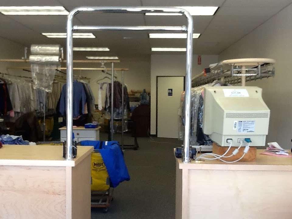 Fine Cleaners | 2061 Grant Rd, Los Altos, CA 94024, USA | Phone: (650) 967-7067