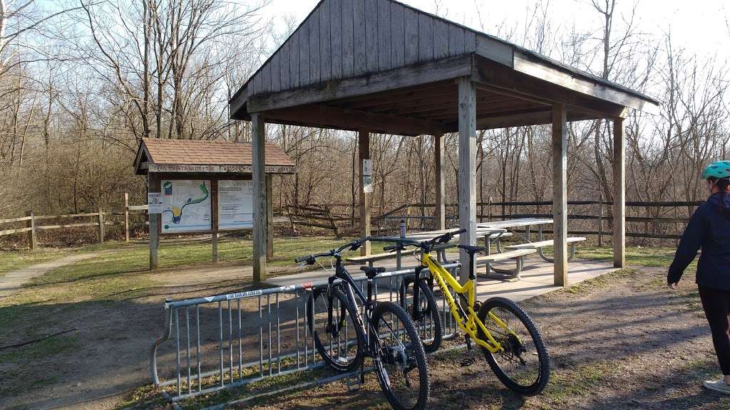 Town Run Trail Park | 5325 E 96th St, Indianapolis, IN 46240, USA | Phone: (317) 327-4553